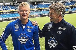 罗马诺：博卡青年将迪巴拉视为引援目标，尚未准备在冬窗谈判（罗马诺：迪巴拉成博卡青年引援人选，冬窗谈判暂未提上日程）