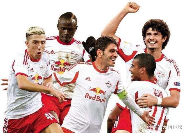 马卡解析亚马尔新庆祝动作：致敬足球游戏角色必杀技（马卡解读亚马尔全新庆祝方式：向足球游戏角色的必杀招式致敬）