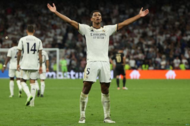 三浦知良效力的铃鹿无限0-1不敌VONDS市原，降入地区联赛（三浦知良所在铃鹿无限0比1负于VONDS市原，降级至地区联赛）