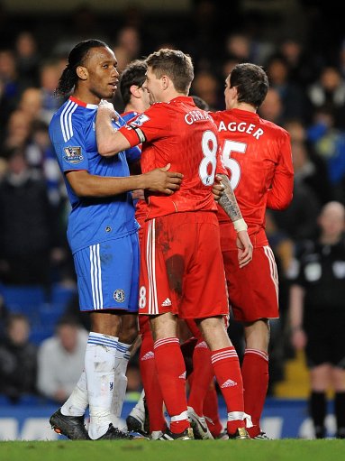 场均轰26+10！中国女篮又一15岁1米90新星蹿升：未来搭档韩旭？（场均26分10板！中国女篮又现15岁1米90新星崛起，未来有望搭档韩旭？）