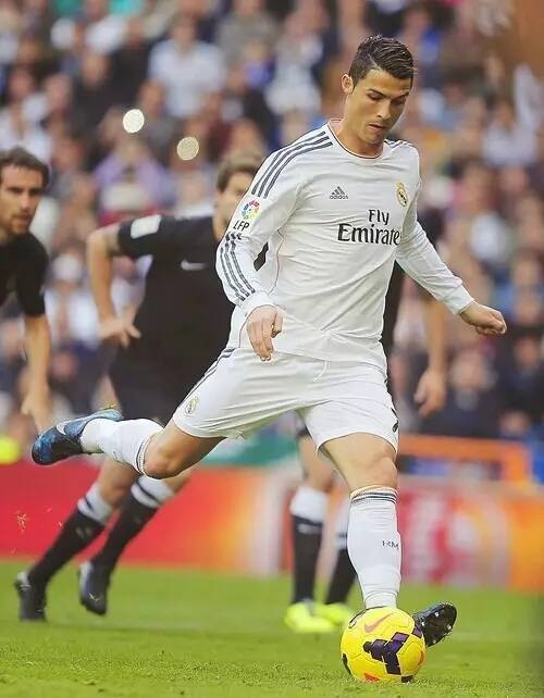 C罗姐姐：批评C罗去白宫的人真是伪君子，他扛了葡萄牙20年